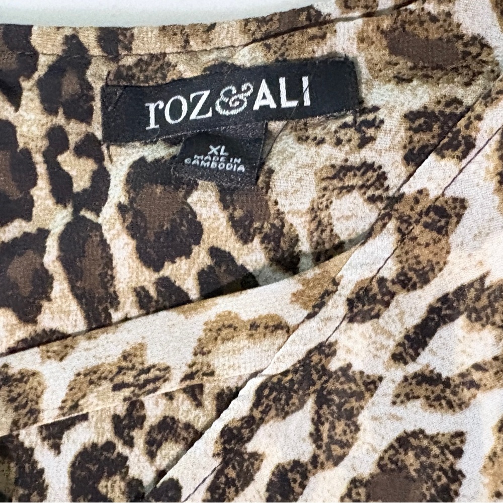Leopard Print Sheer Tunic Size XL - Picture 5 of 6